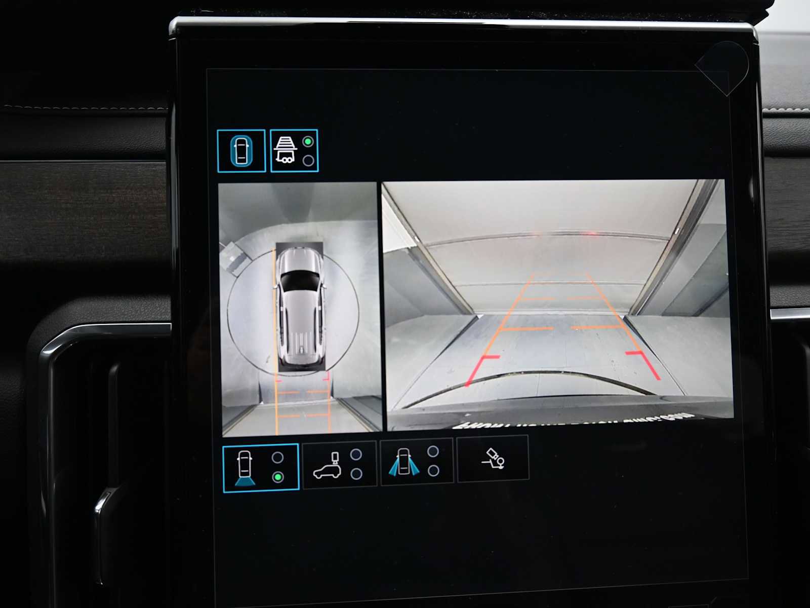 New 2026 GMC Acadia Denali Ultimate w/ LPO, Floor Liner Package image 15