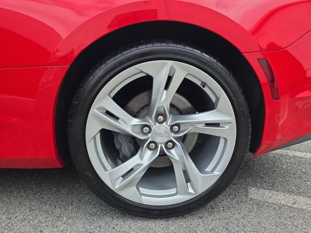Used 2019 Chevrolet Camaro SS RWD image 35