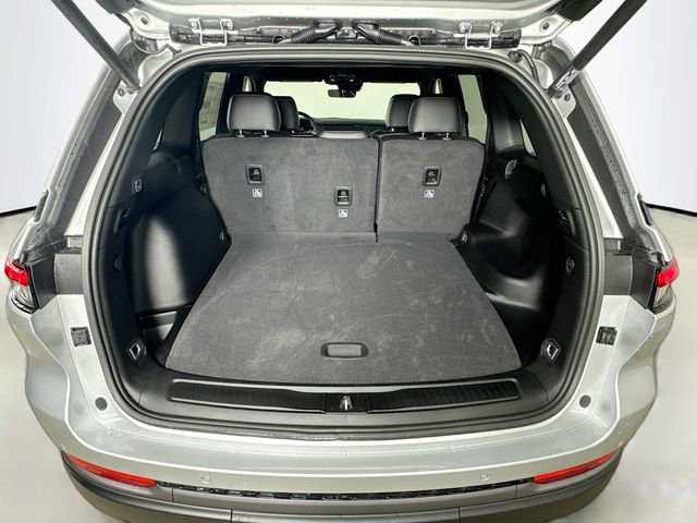 New 2026 Jeep Grand Cherokee Altitude image 29