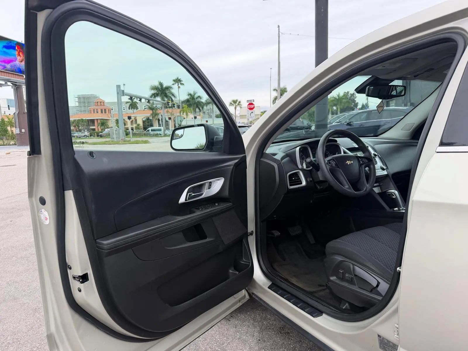 Used 2013 Chevrolet Equinox LS FWD image 10