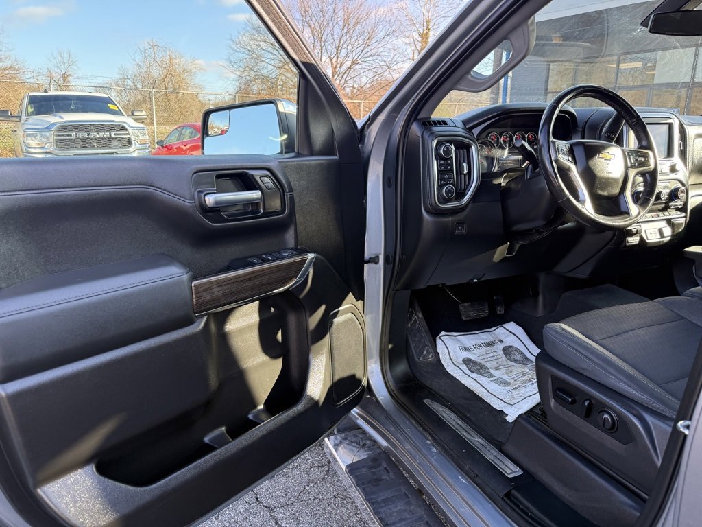 Used 2019 Chevrolet Silverado 1500 LT w/ All-Star Edition image 12