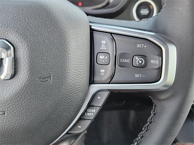 New 2026 RAM 1500 4x4 Crew Cab image 29