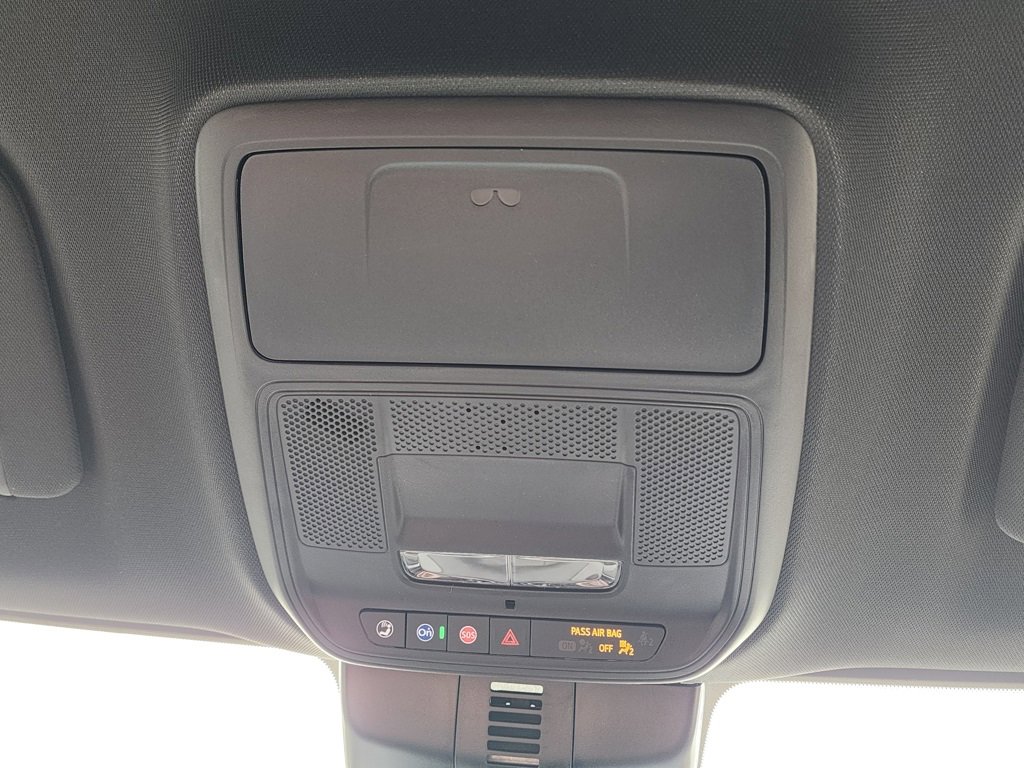 New 2026 Buick Enclave Sport Touring w/ Super Cruise Package image 38