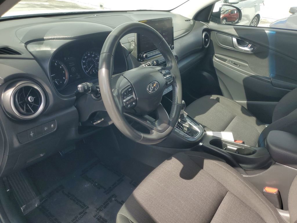 Used 2023 Hyundai Kona SEL w/ Convenience Package image 15