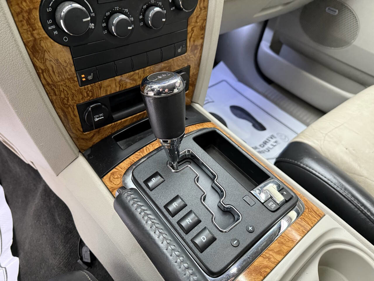 Used 2009 Jeep Grand Cherokee Limited w/ Quadra-Drive II 4X4 Group image 20