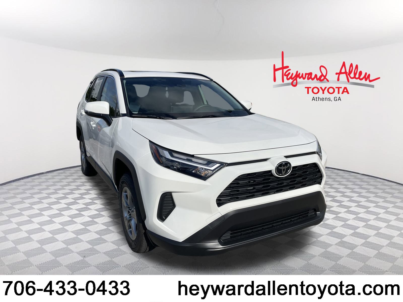 New 2025 Toyota RAV4 XLE