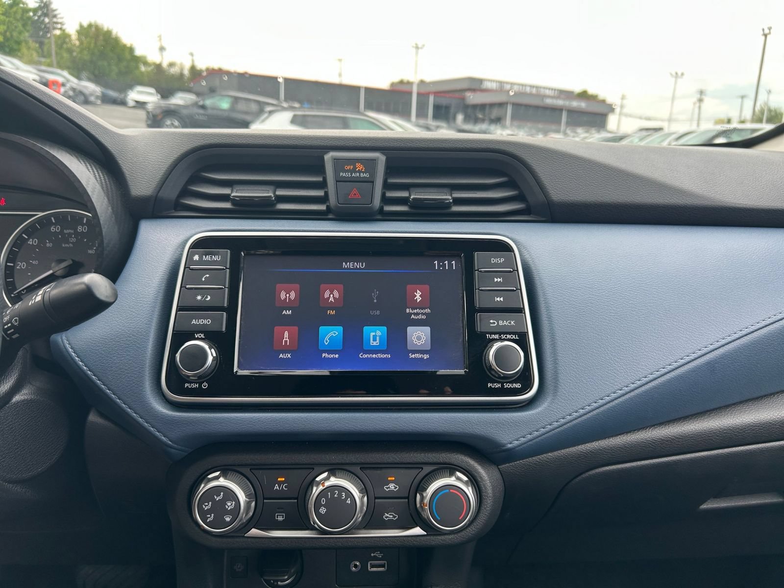 Used 2025 Nissan Versa SV FWD image 16