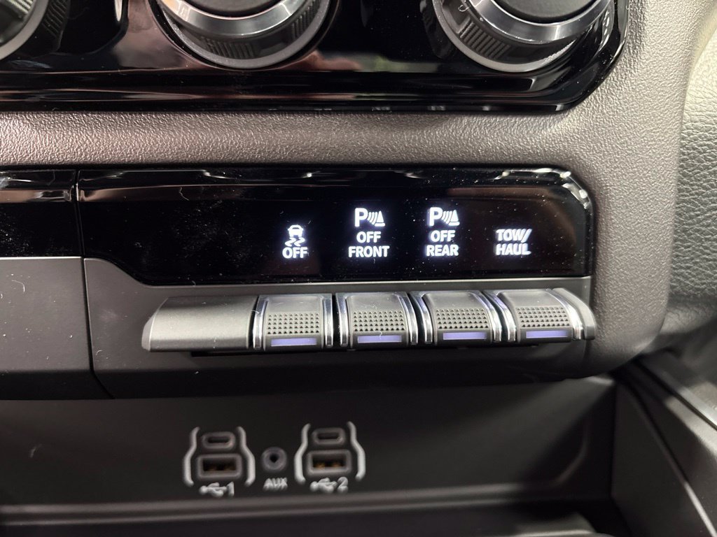 New 2026 RAM 1500 Express AWD/4WD image 24