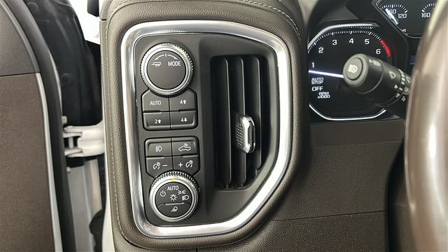 Used 2020 GMC Sierra 1500 SLT w/ SLT Premium Plus Package AWD/4WD image 19