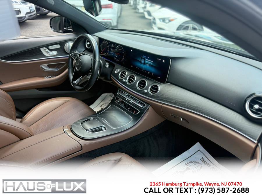 Used 2022 Mercedes-Benz E 350 4MATIC Sedan image 3