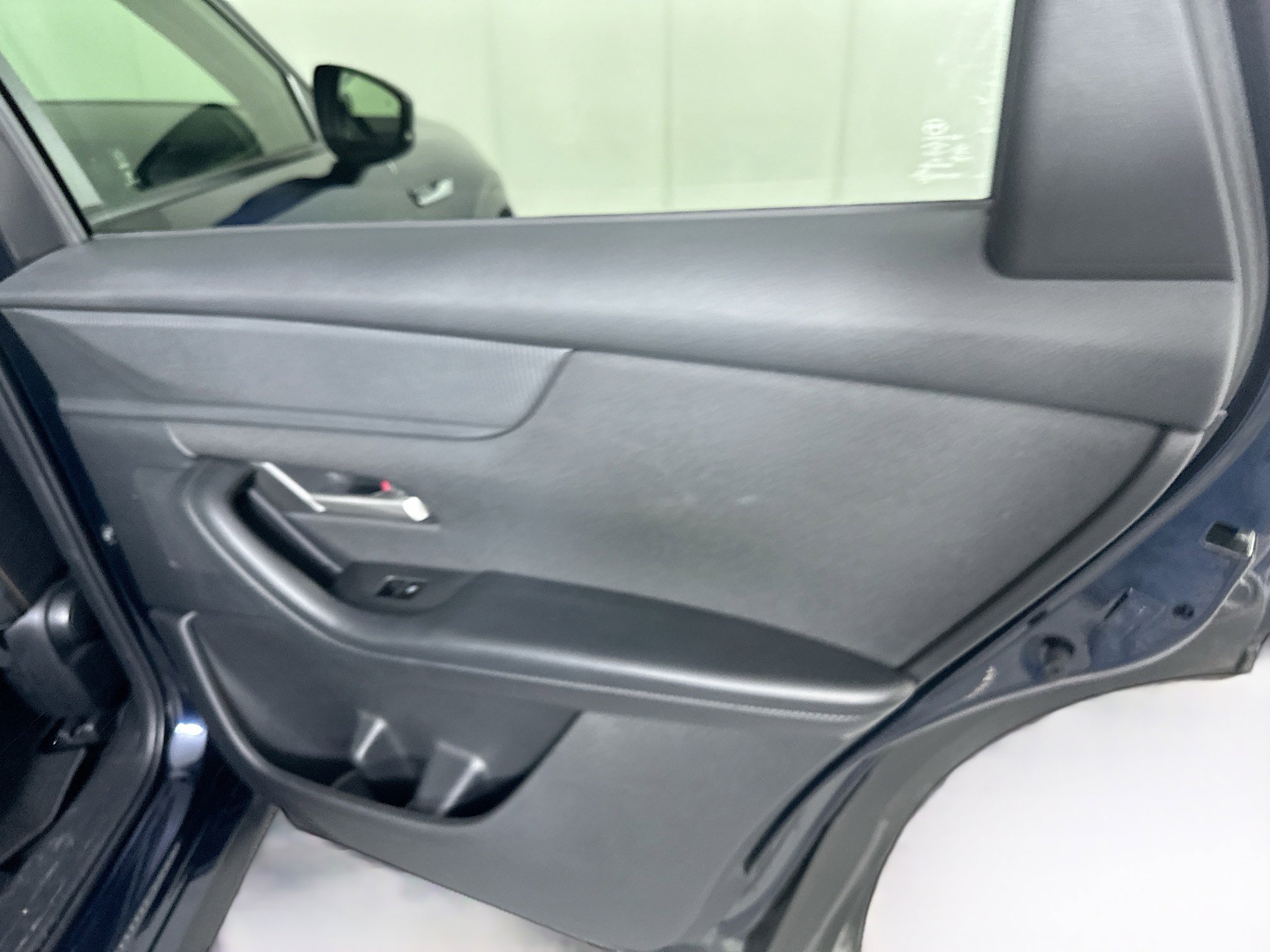 Used 2025 MAZDA CX-90 3.3 Turbo w/ Select Package image 32