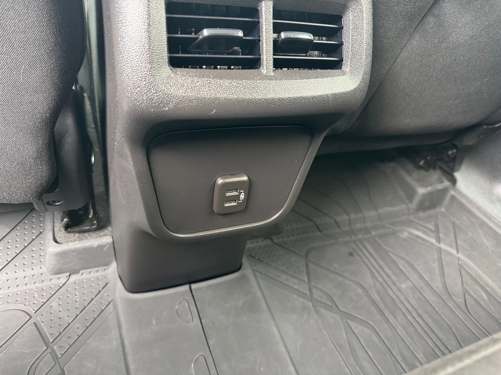 Used 2024 Chevrolet Equinox LT w/ LPO, Floor Liner Package AWD/4WD image 7