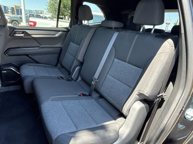 New 2025 GMC Acadia Elevation image 23