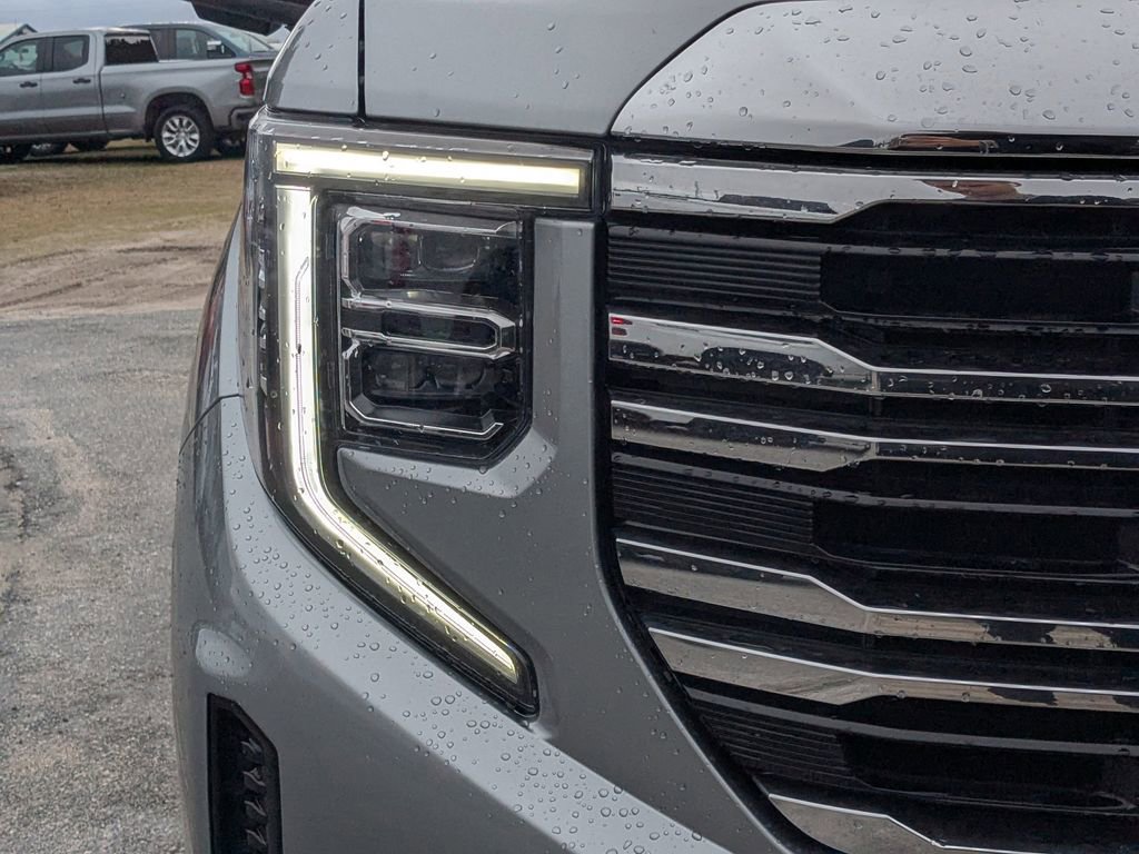 Used 2024 GMC Sierra 1500 SLT image 9