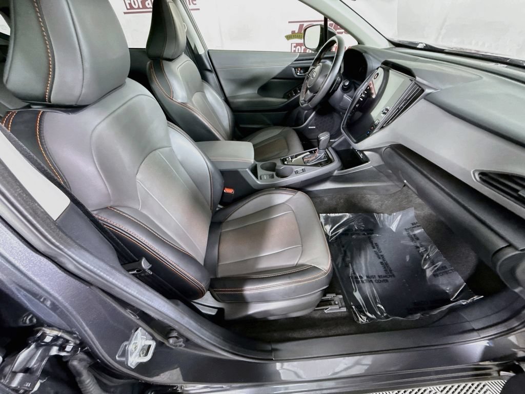 Used 2025 Subaru Crosstrek 2.5i Limited w/ Crosstrek Mirror Package AWD/4WD image 33