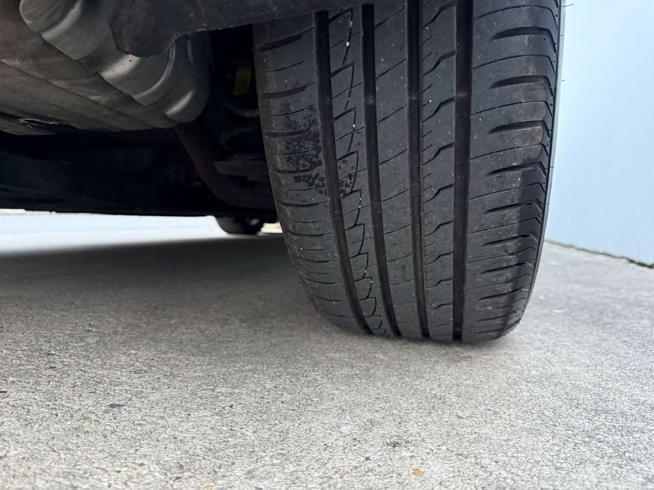 Used 2017 Chevrolet Volt Premier w/ Driver Confidence II Package image 38