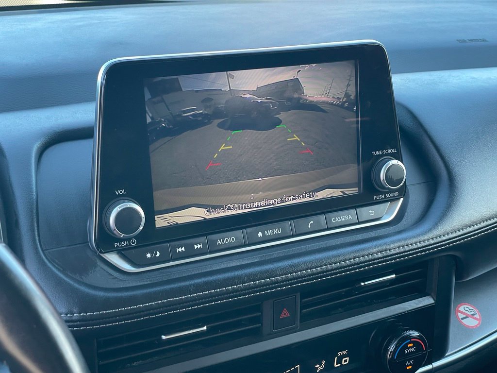 Certified 2025 Nissan Rogue SV AWD/4WD image 24