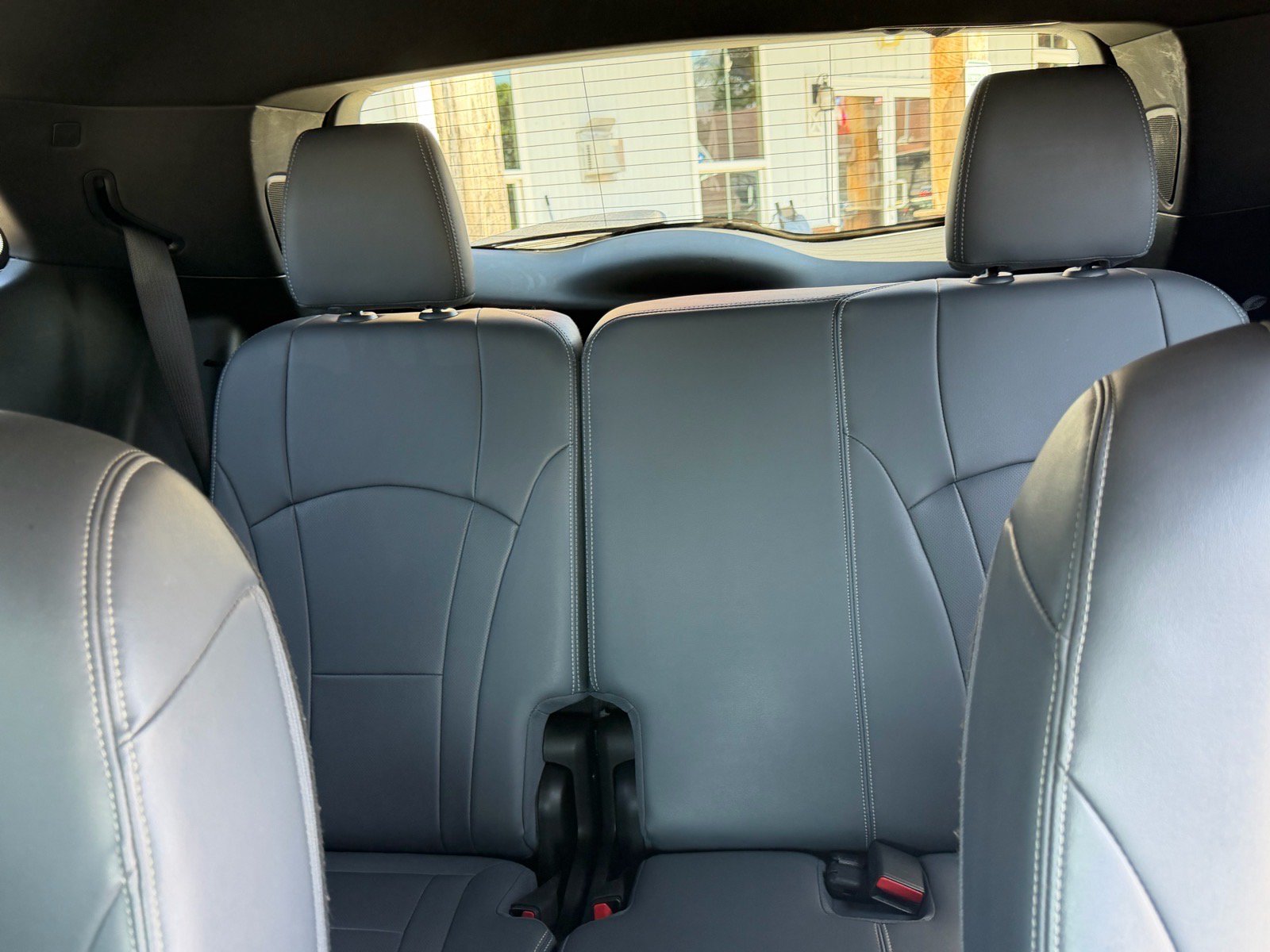 Used 2022 Buick Enclave Premium AWD/4WD image 16