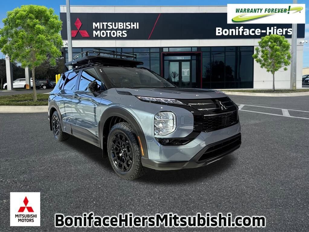 New 2025 Mitsubishi Outlander AWD image 1