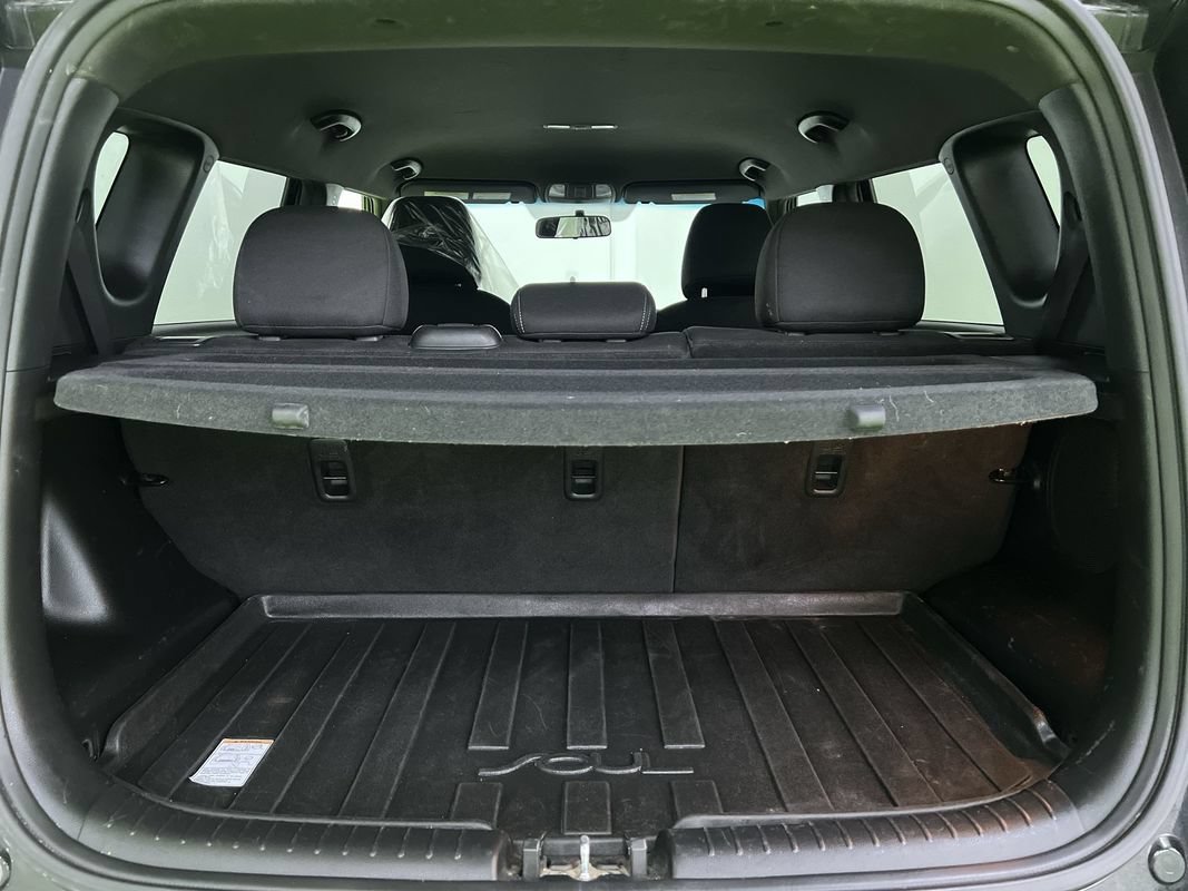 Used 2018 Kia Soul + w/ Audio Package FWD image 28