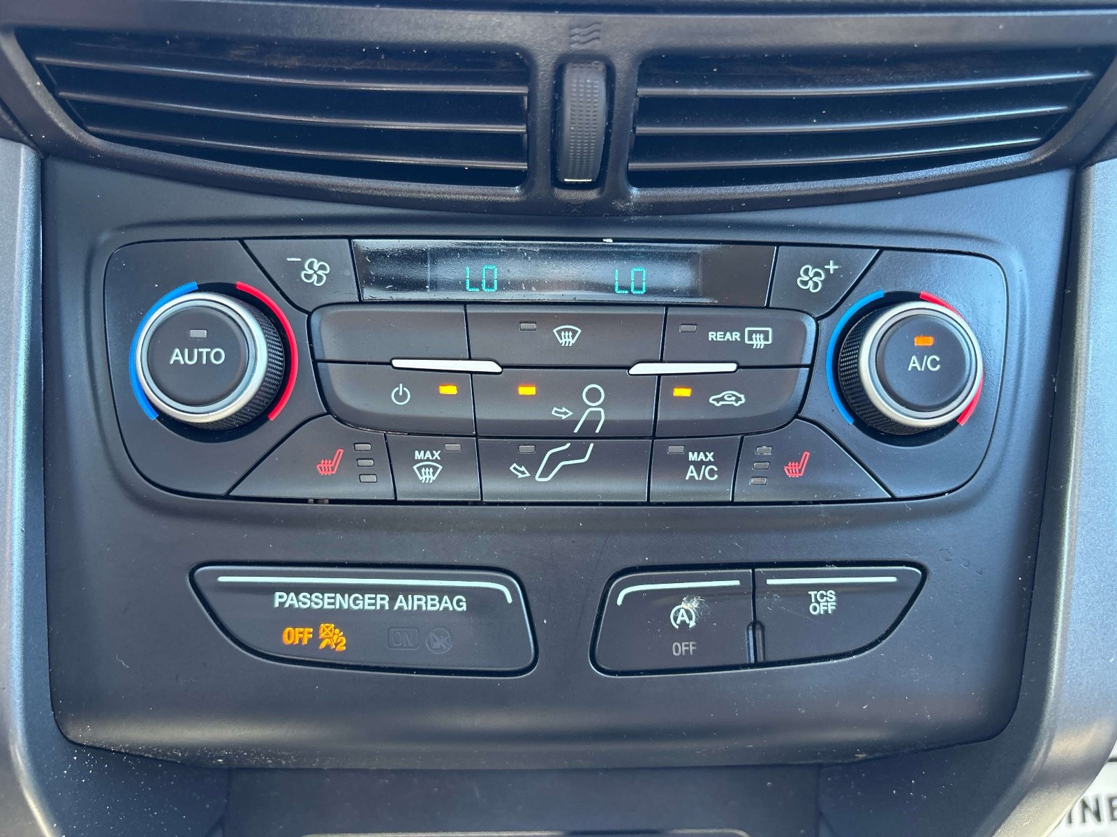 Used 2018 Ford Escape SEL AWD/4WD image 10