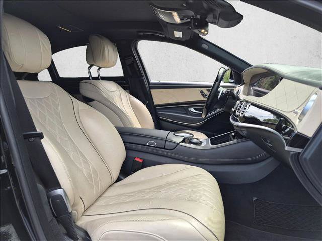 Used 2019 Mercedes-Benz S 560 Sedan image 18