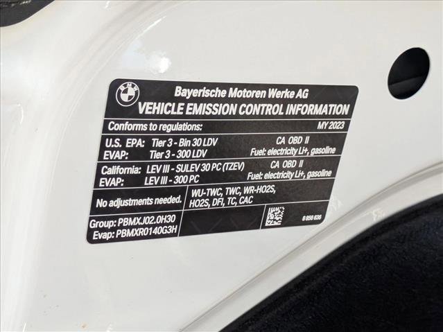 Used 2023 BMW 530e w/ Premium Package image 24