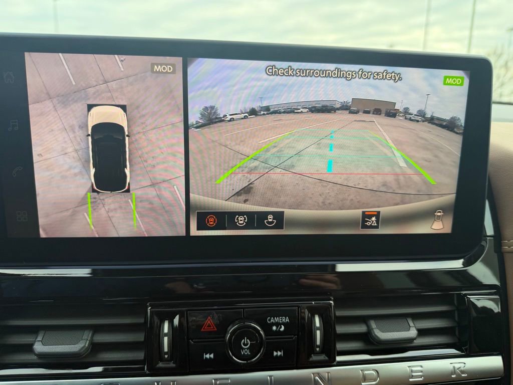 New 2026 Nissan Pathfinder SL image 27