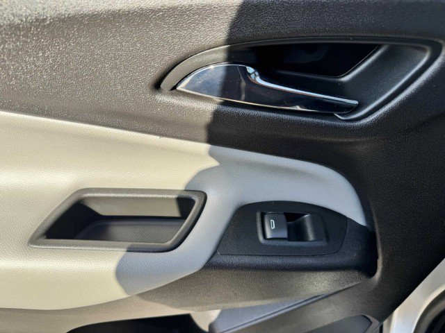 Used 2019 Chevrolet Equinox LT FWD image 36