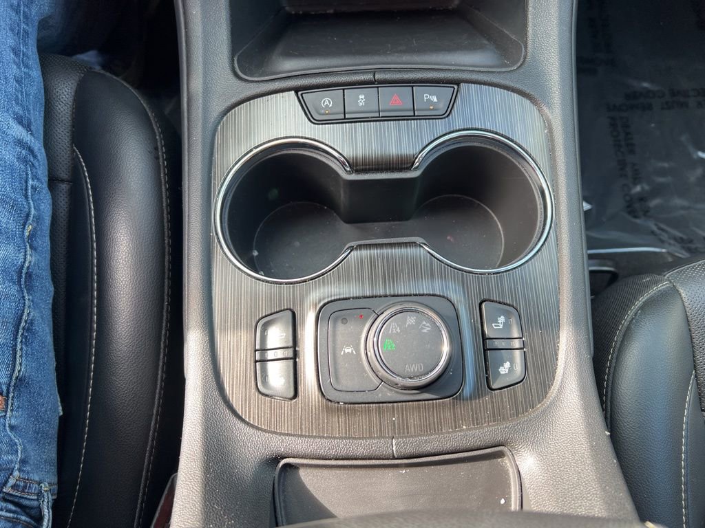 Used 2023 GMC Acadia SLT image 22