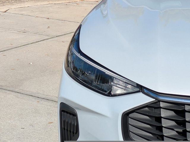New 2026 Ford Escape Active image 9