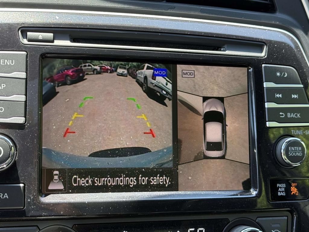 Used 2022 Nissan Maxima SR w/ Sport Mat Group FWD image 29
