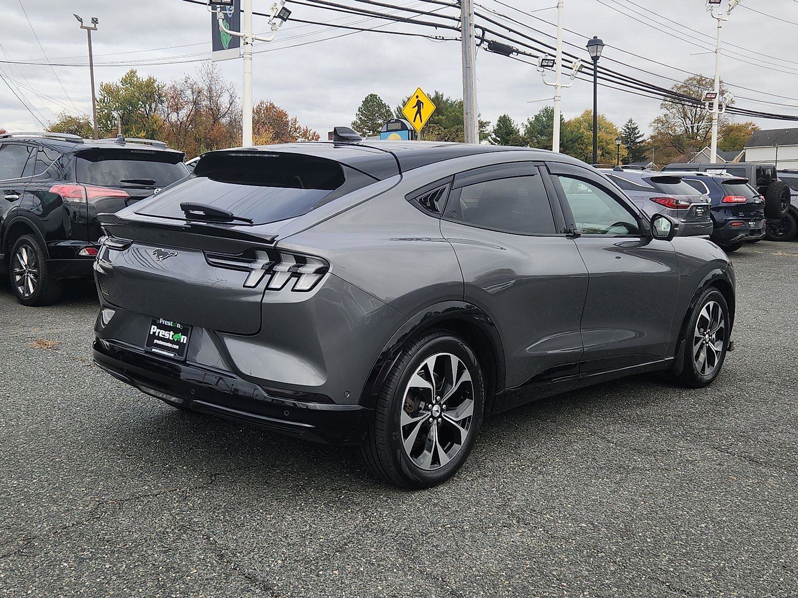 Used 2021 Ford Mustang Mach-E Premium image 6