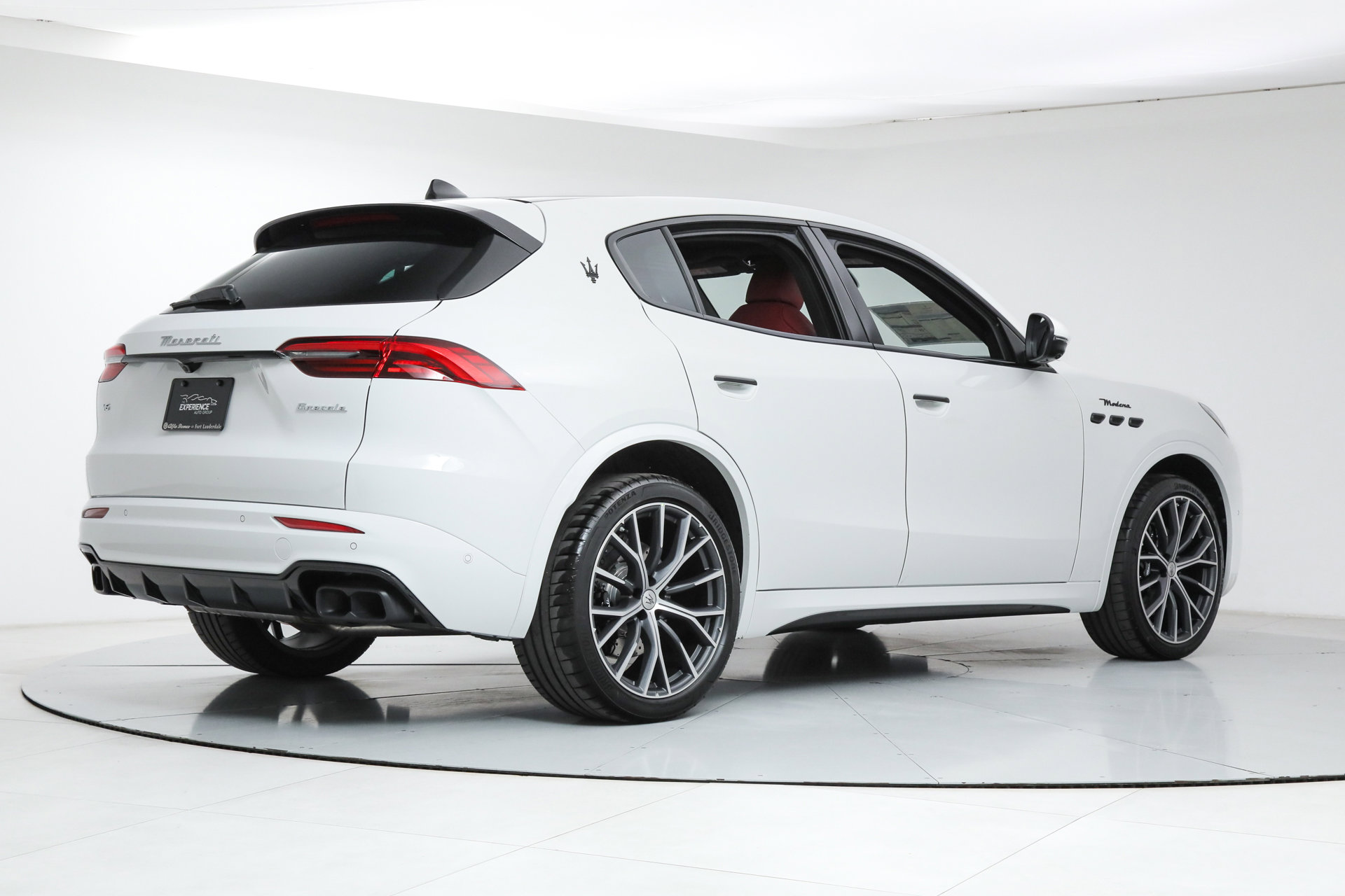 New 2026 Maserati Grecale Modena AWD/4WD image 5