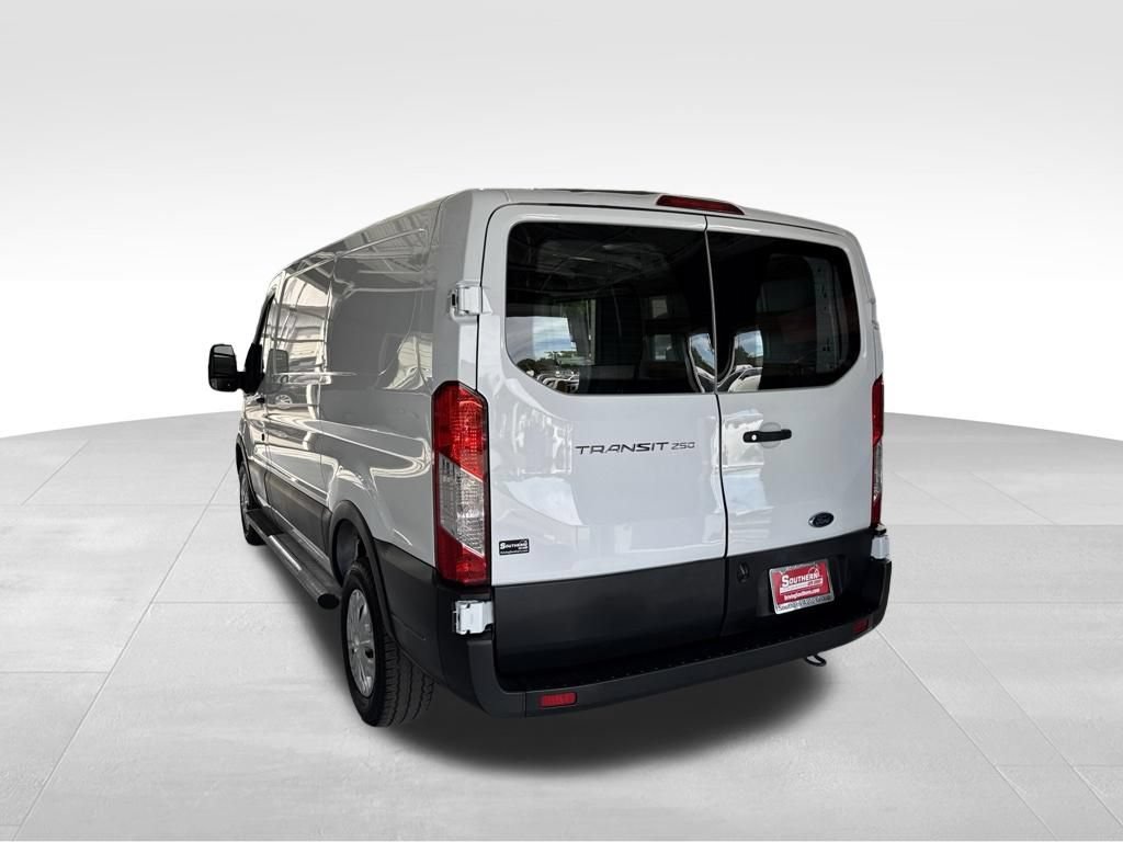 Used 2023 Ford Transit 250 Low Roof w/ Exterior Upgrade Package RWD image 3