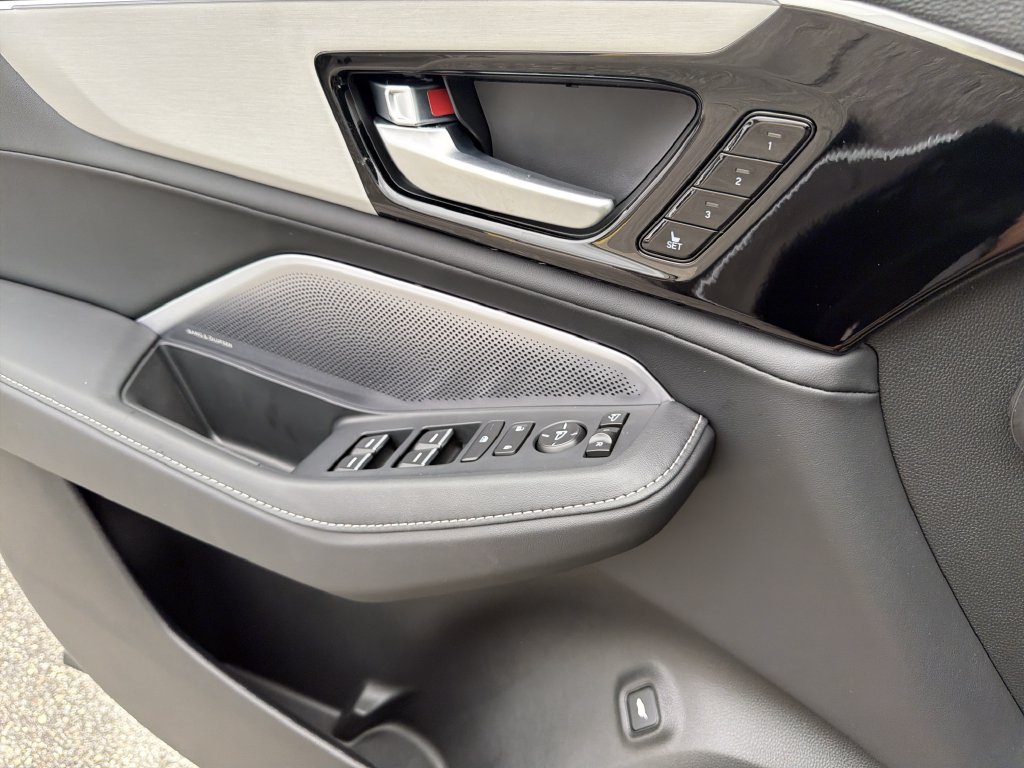 New 2026 Acura MDX w/ Technology Package FWD image 23