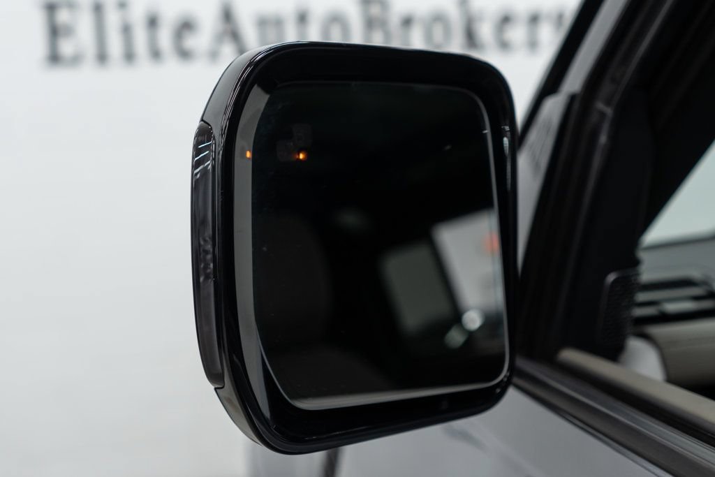 Used 2024 Land Rover Defender 110 S AWD/4WD image 46