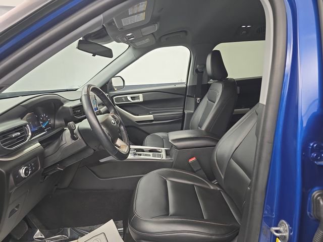 Used 2022 Ford Explorer XLT w/ Equipment Group 202A image 22