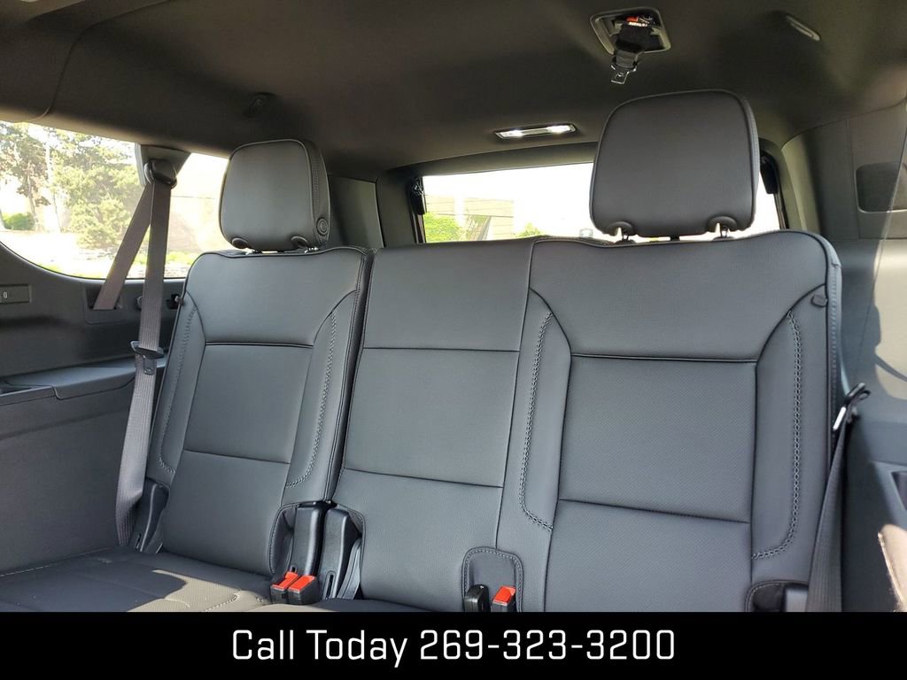 New 2025 GMC Yukon XL Denali w/ Denali Reserve Package image 27