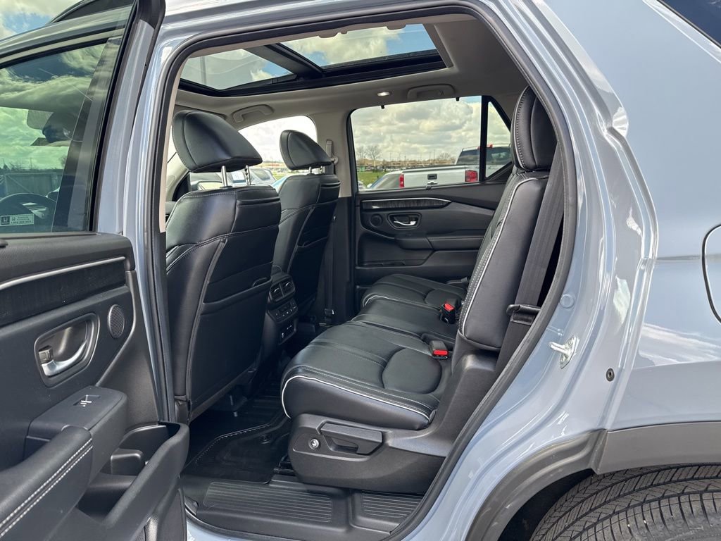 Certified 2024 Honda Pilot Elite image 36