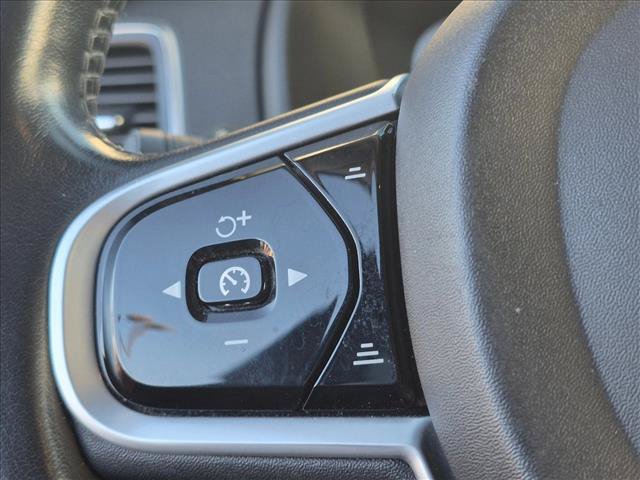 Used 2019 Volvo XC90 T6 Momentum w/ Advanced Package AWD/4WD image 12