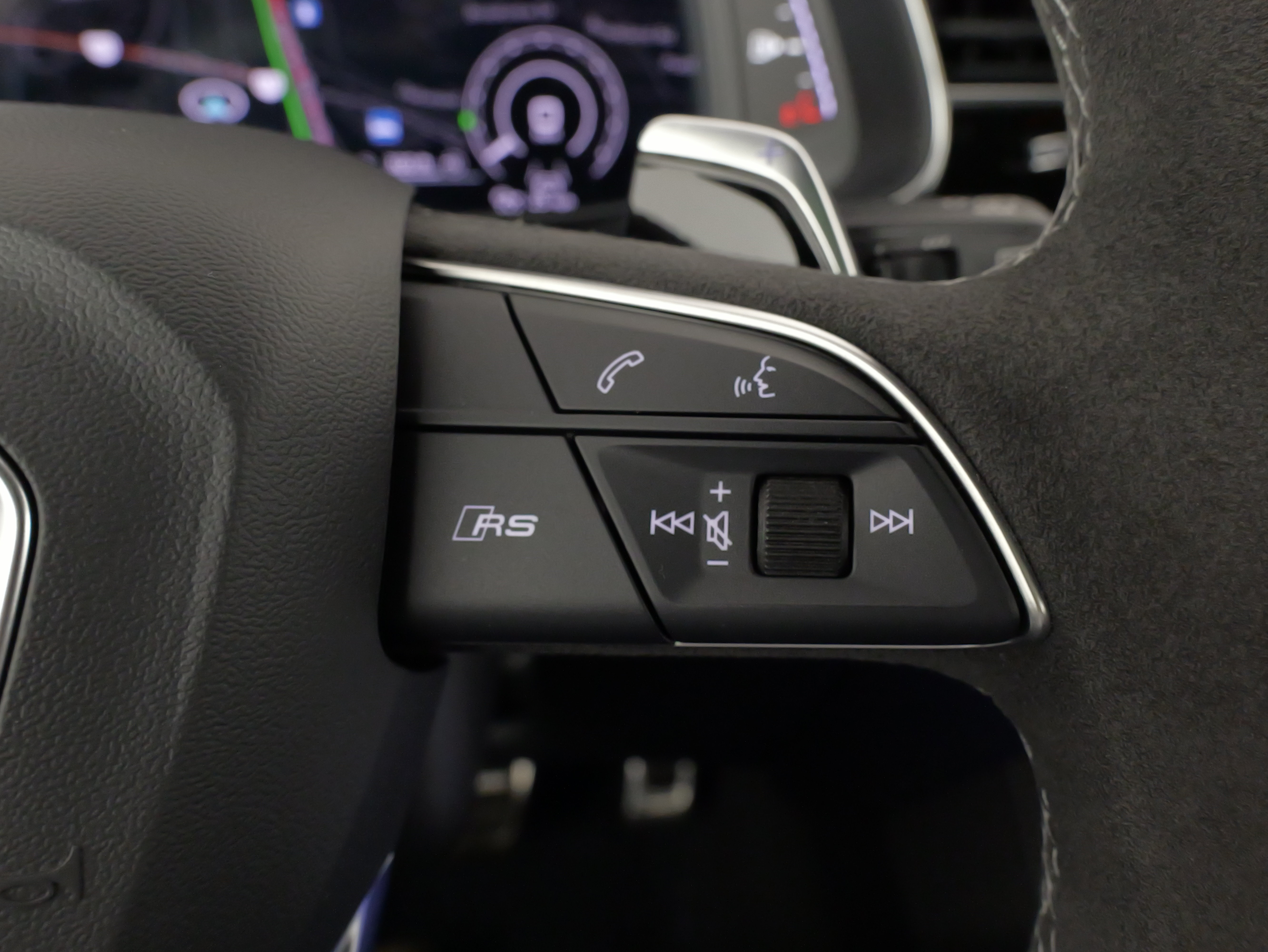 Used 2025 Audi RS Q8 performance AWD/4WD image 49
