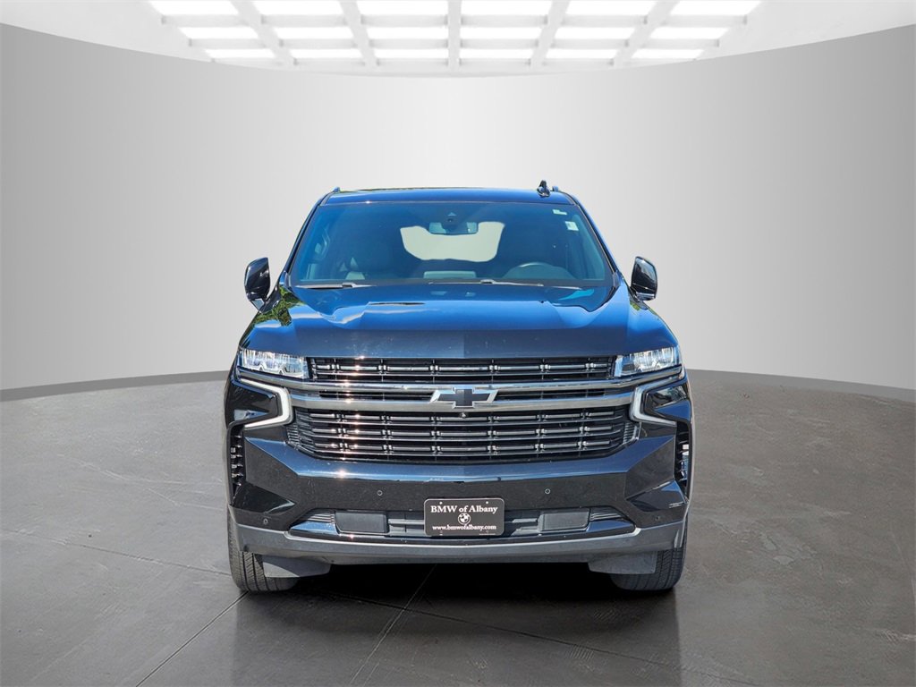Used 2022 Chevrolet Suburban RST w/ Luxury Package image 2