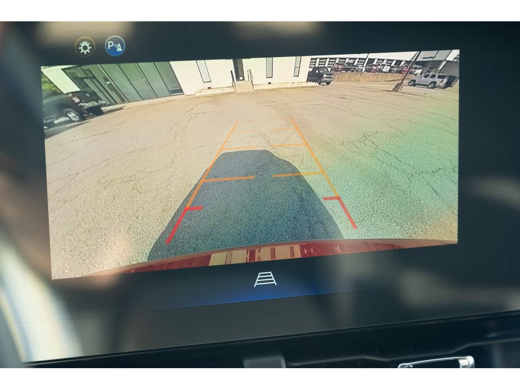Used 2026 Chevrolet Equinox LT w/ Convenience Package II FWD image 25