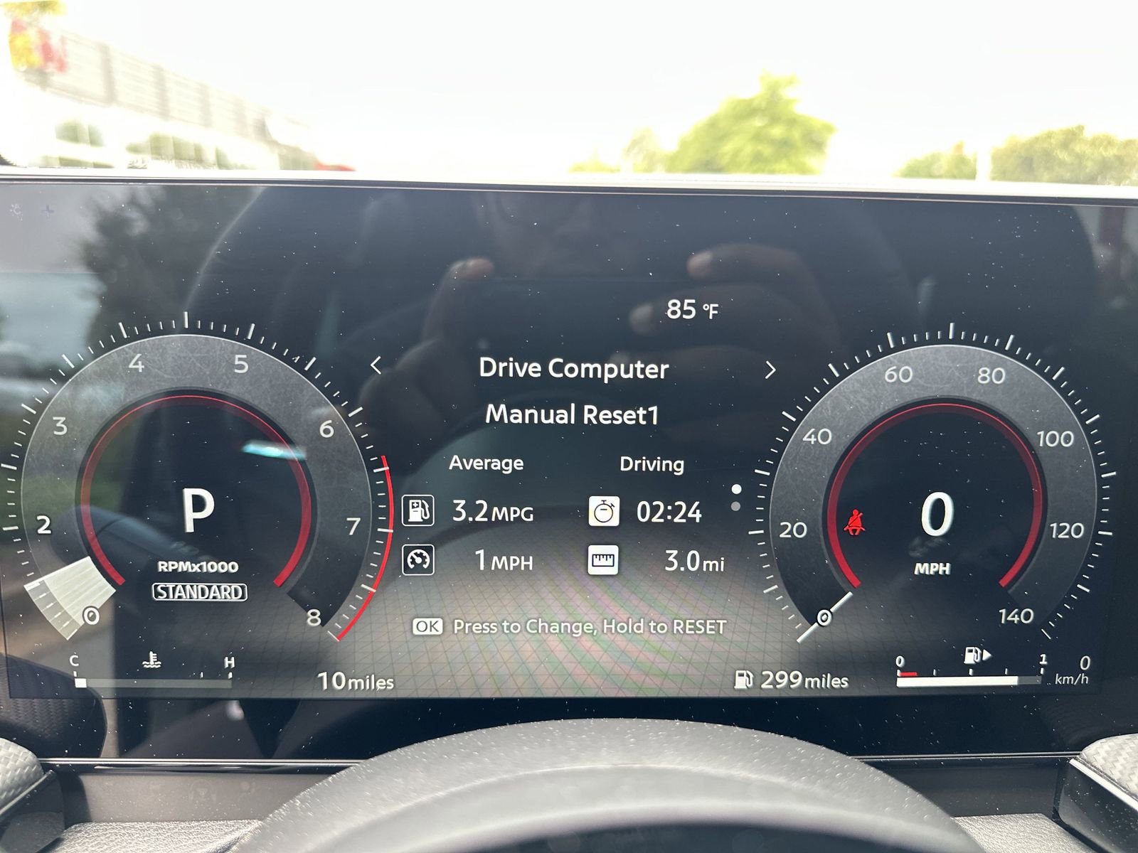 New 2025 Nissan Kicks SR image 14