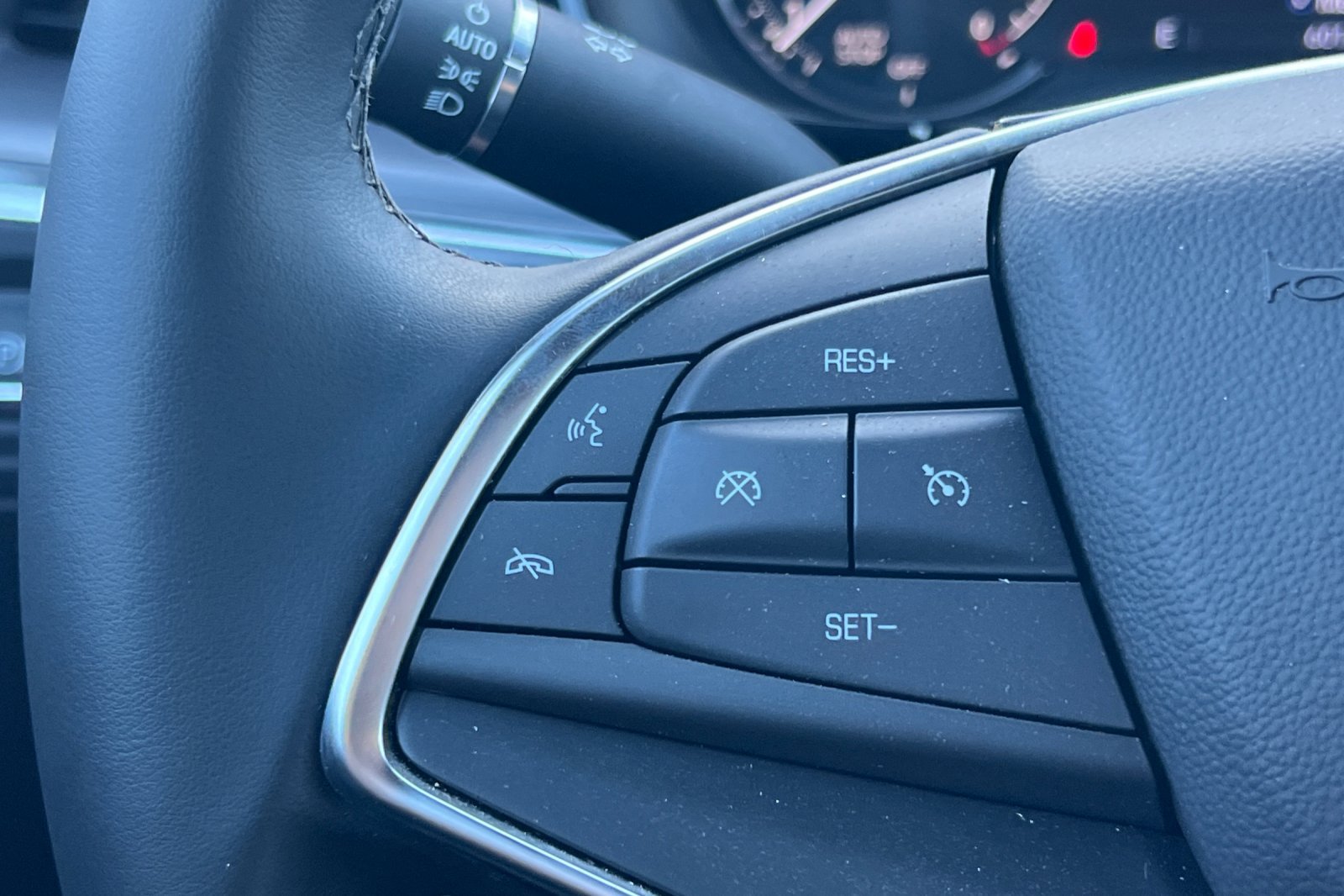 Used 2026 Cadillac XT5 Luxury FWD image 35