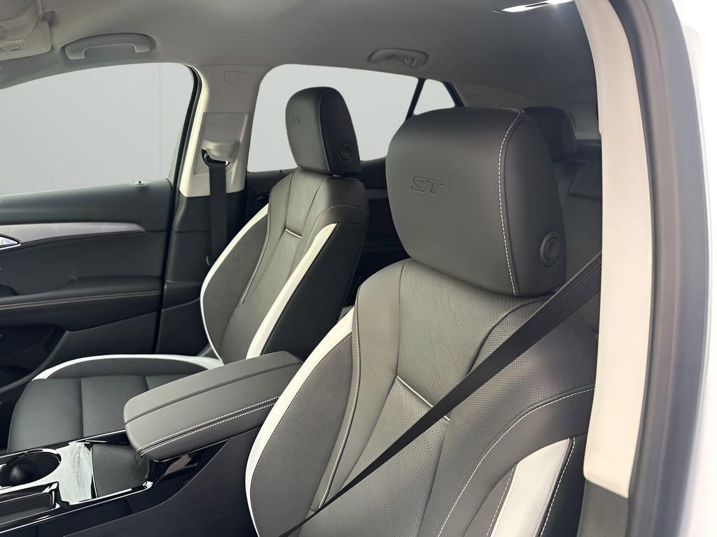 New 2026 Buick Envision Sport Touring AWD/4WD image 27