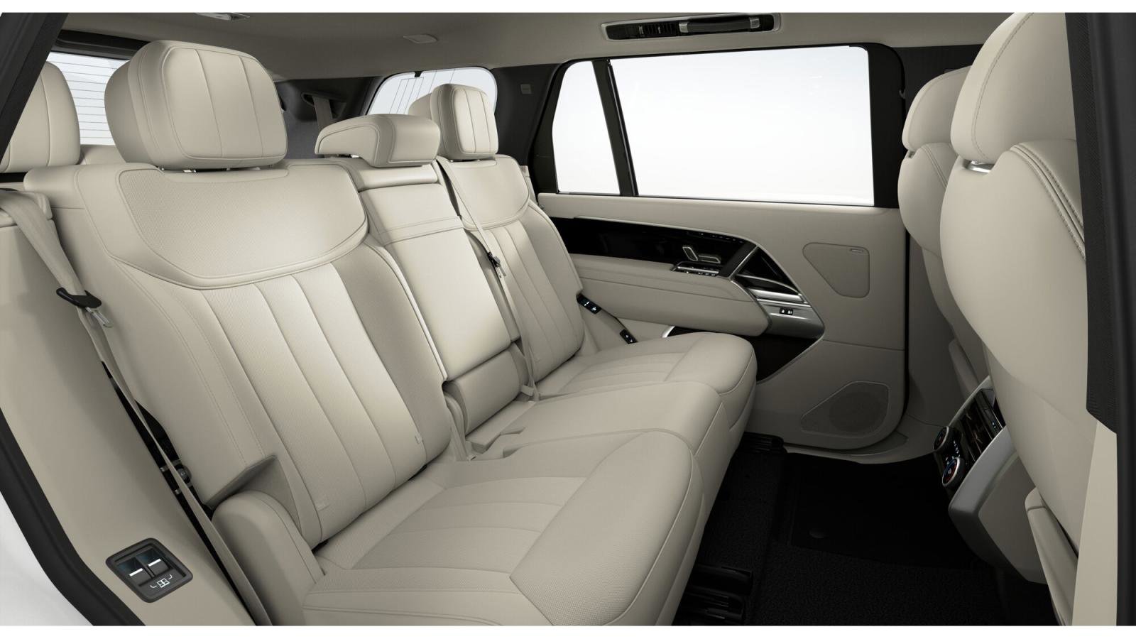 New 2025 Land Rover Range Rover Long Wheelbase SE image 7