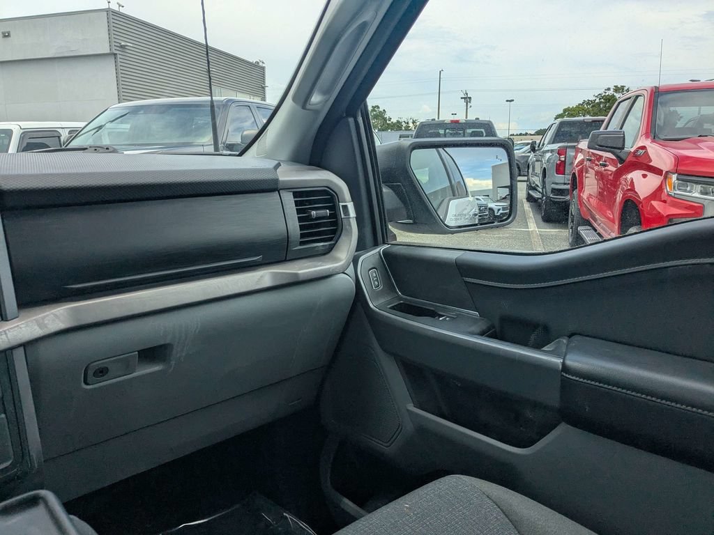 Used 2025 Ford F150 XLT w/ Equipment Group 301A Standard AWD/4WD image 16