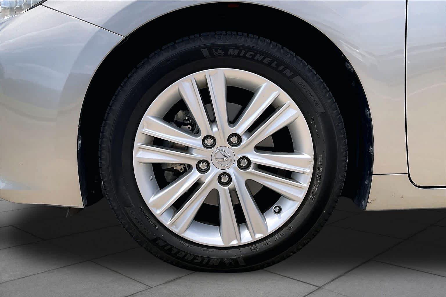 Used 2015 Lexus ES 350 w/ Premium Package FWD image 9